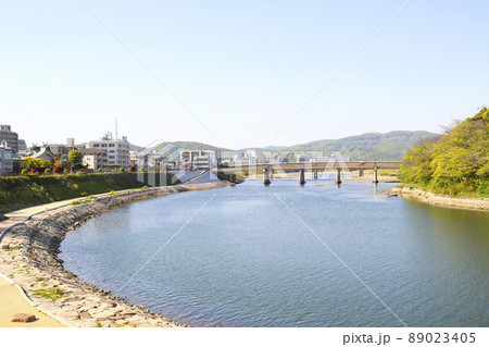 旭川と鶴見橋/岡山県岡山市北区石関町2丁目 旭川と鶴見橋/岡山県岡山市北区石関町2丁目 89023405