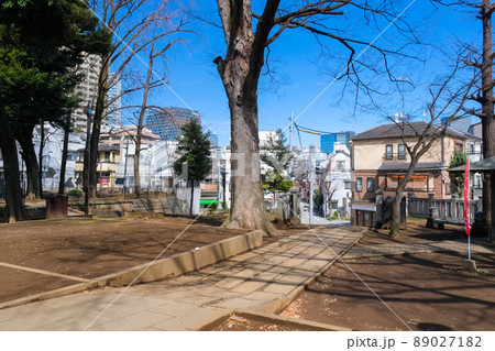 東京都豊島区 雑司ヶ谷鬼子母神堂 境内 東京都豊島区 雑司ヶ谷鬼子母神堂 境内 89027182