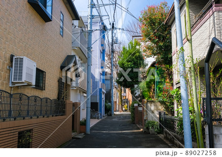 東京都豊島区 雑司が谷の路地裏 89027258