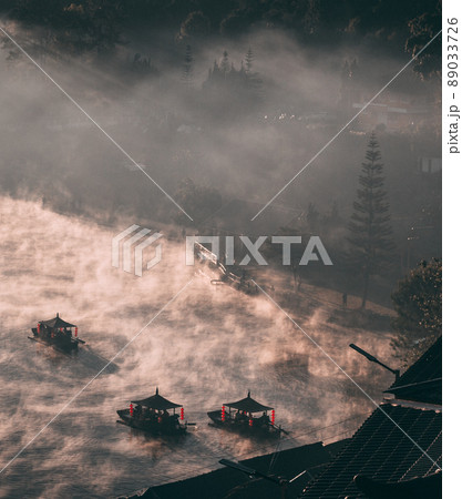 Sunrise with fog over Ban Rak thai, chinese village near a lake in Mae Hong Son, Thailand 89033726