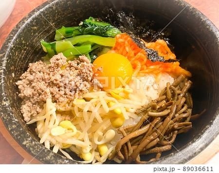 韓国伝統料理・石焼ビビンバ 89036611