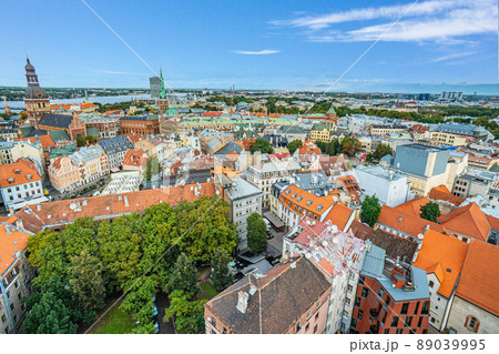 ラトビア リガ 旧市街地 展望風景 ラトビア リガ 旧市街地 展望風景 89039995