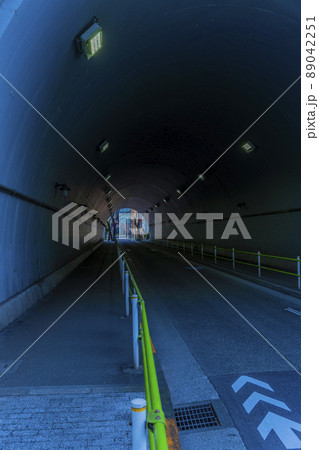 東京都心のトンネル 東京都心のトンネル 89042251