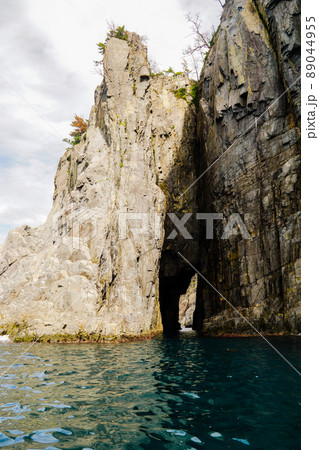 北長門海岸国定公園の風景　青海島（石門） 89044955