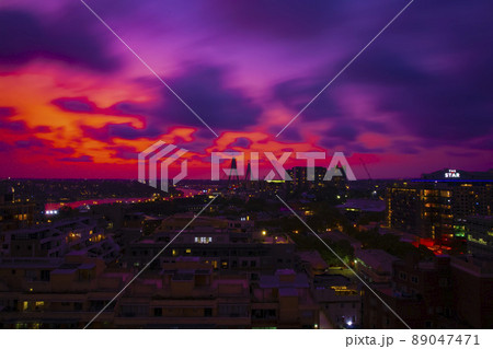 シドニー・ブラックワトル湾付近のサンセット 89047471