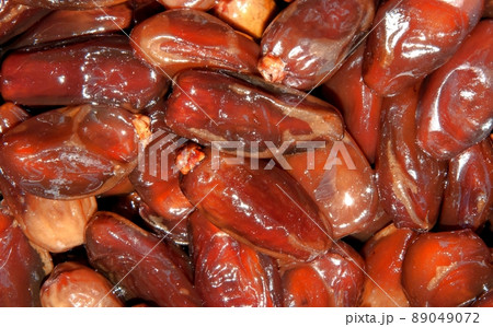 Dates are edible fruits of the date palm 89049072