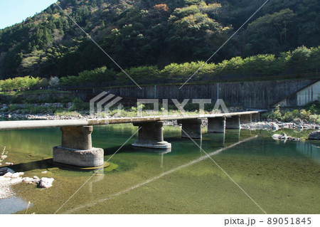 高知県四万十市 長生沈下橋の風景 高知県四万十市 長生沈下橋の風景 89051845