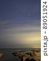 星空と海岸 89051924
