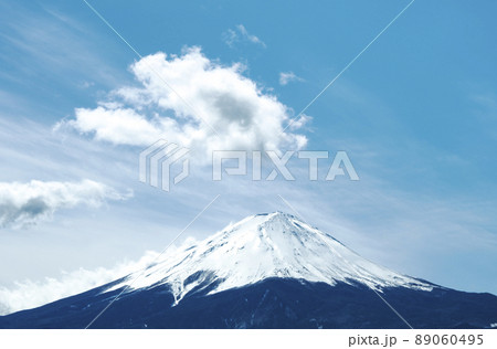 富士山　青空　日本の風景 89060495
