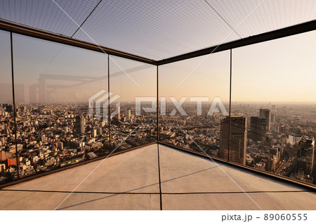 渋谷スクランブルスクエア渋谷スカイ屋上展望施設の夕景 89060555