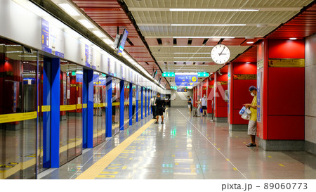 バンコクのMRT（地下鉄）の駅 89060773