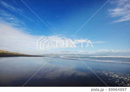 New Zealand coast New Zealand coast 89064897