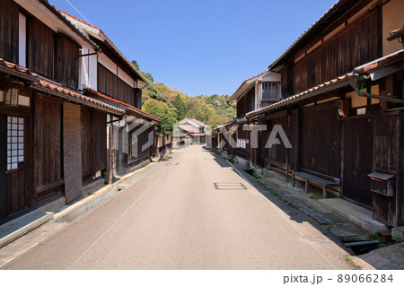 〈島根県〉世界遺産 石見銀山　大森の町並み 89066284