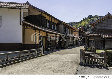 石見銀山大森町並み　島根県大田市 89068591