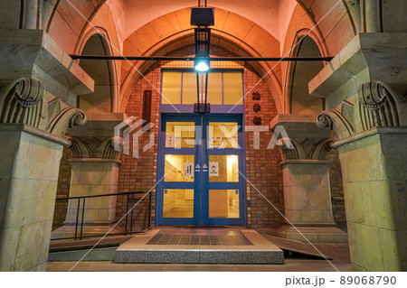 東京大学法学部 89068790