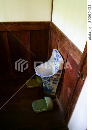 3235　トイレ 89069431