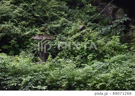 群馬県の名所　パワースポット　巌山　榛名神社 89071266