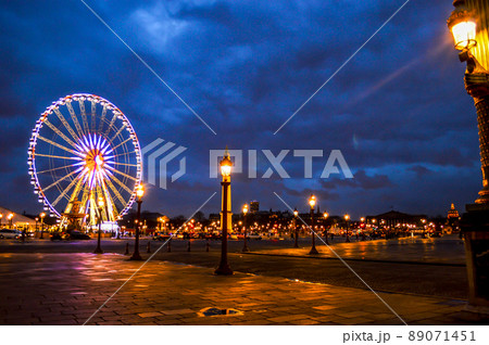 コンコルド広場の観覧車　夜景 89071451