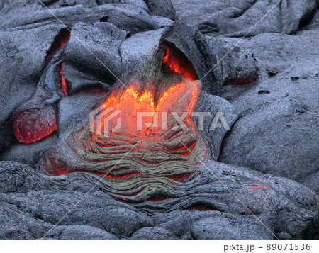 マグマ ハワイ島 キラウエア火山 マグマ ハワイ島 キラウエア火山 89071536
