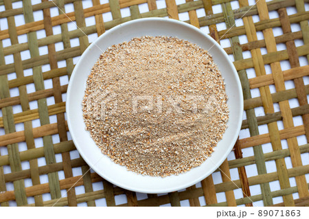 Toasted rice powder recipe for Thai cooking 89071863
