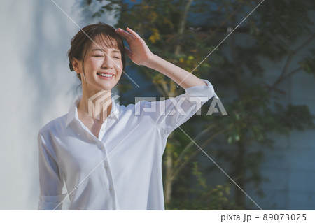 Cosmetically 89073025