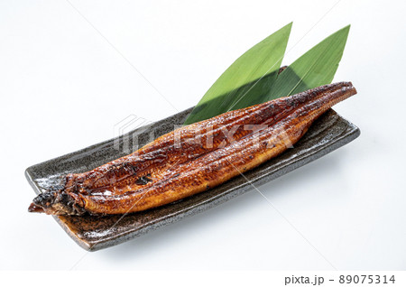 鰻の蒲焼き 89075314