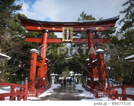 雪の金ヶ崎城跡　福井県敦賀市 89077316