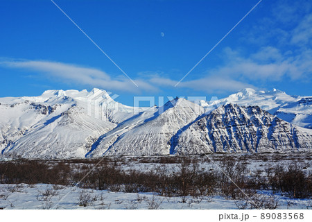 アイスランド、ヴァトナヨークトル国立公園、スカフタフェルの氷河 89083568
