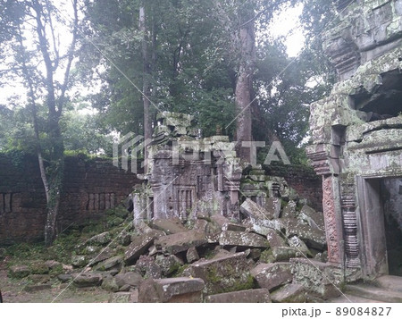 タプロム　カンボジア 89084827