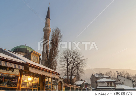 サラエボ バシュチャルシヤ・モスク Bascarsija Mosque, Sarajevo, BiH 89089779
