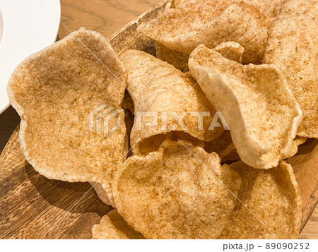 タイ料理・カーオクリァンクン（えびせん） 89090252