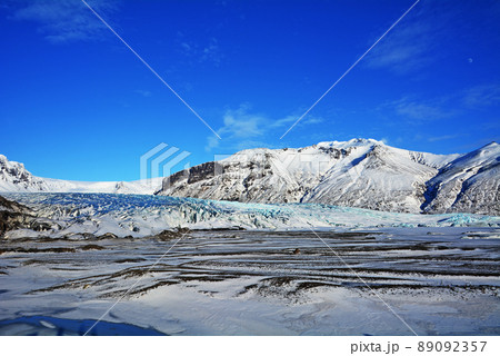 アイスランド、ヴァトナヨークトル国立公園、スカフタフェルの氷河 89092357