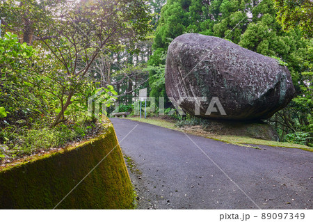 川平の巨石群 89097349