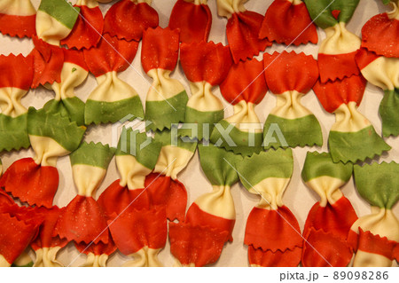 Italian pasta Italian pasta 89098286