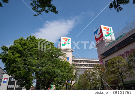 武蔵境駅南口の風景<東京都武蔵野市/4月> 武蔵境駅南口の風景<東京都武蔵野市/4月> 89101765