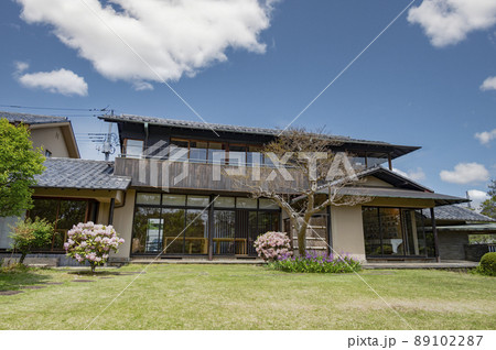 角川書店創立者の邸宅だった杉並区立角川庭園 89102287