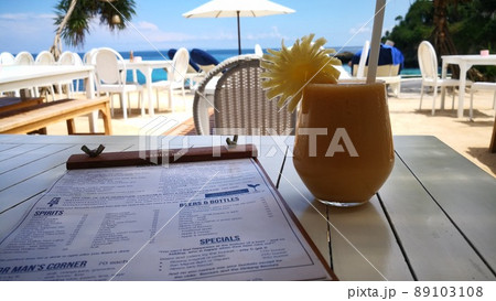 海も山も楽しめる大人気マリンリゾート バリ島 ウブド、FINNSビーチクラブロビーナビーチ、 海も山も楽しめる大人気マリンリゾート バリ島 ウブド、FINNSビーチクラブロビーナビーチ、 89103108