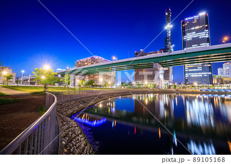 名古屋市　ささしまライブ24の夜景 89105168