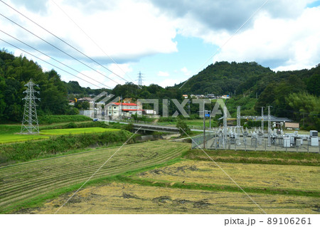 2021年、山陽本線の広島駅から白市駅までの車窓と周辺の風景 89106261