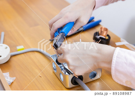 電気工事士の技能試験の練習 89108987