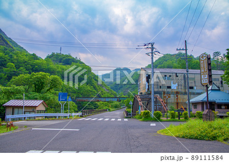古河橋付近 赤倉バス停前の交差点からの眺め 足尾 初夏の風景 古河橋付近 赤倉バス停前の交差点からの眺め 足尾 初夏の風景 89111584