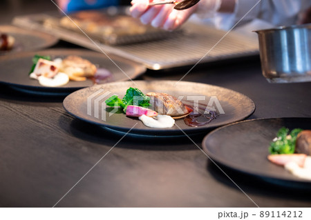 ウエディング　披露宴　テーブル 89114212