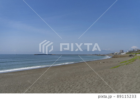 神奈川県茅ケ崎海岸の風景 89115233