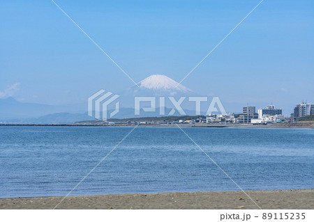 神奈川県茅ケ崎海岸の風景 89115235