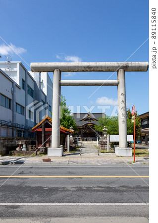 国府平の森 金刀比羅神社の鳥居【茨城県石岡市】 国府平の森 金刀比羅神社の鳥居【茨城県石岡市】 89115840