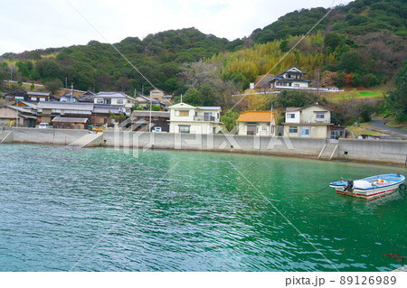 椿の島・大飛島最大集落の尻替地区の入り江と集落4 岡山県笠岡市 椿の島・大飛島最大集落の尻替地区の入り江と集落4 岡山県笠岡市 89126989
