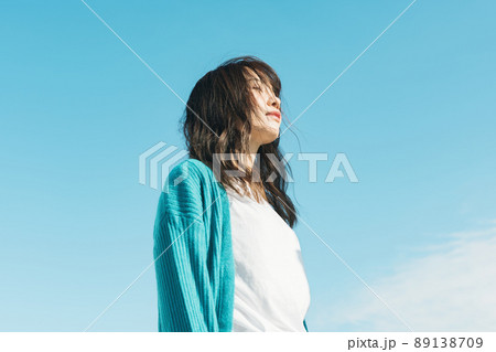 女性の屋外ポートレート 89138709
