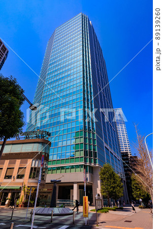 東京　港区白金の都市風景　NBFプラチナタワー 89139260