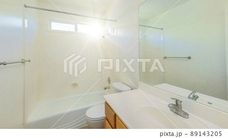 Panorama Sun flare Small traditional bathroom interior with sliding glass window Panorama Sun flare Small traditional bathroom interior with sliding glass window 89143205