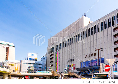 東京都　八王子駅北口風景 89143698